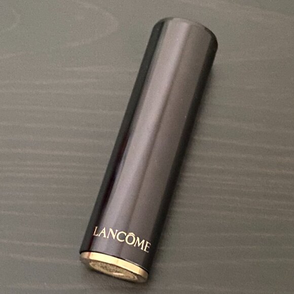Lancome L'absolu Rouge Lipstick in 391 Exotic Orchid - Picture 10 of 14